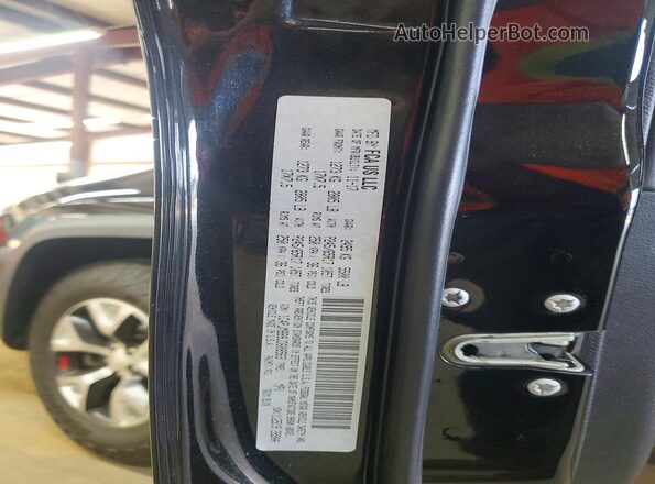 1C4PJMBB9JD608563 2018 JEEP CHEROKEE Черный Вид подкапотного пространства