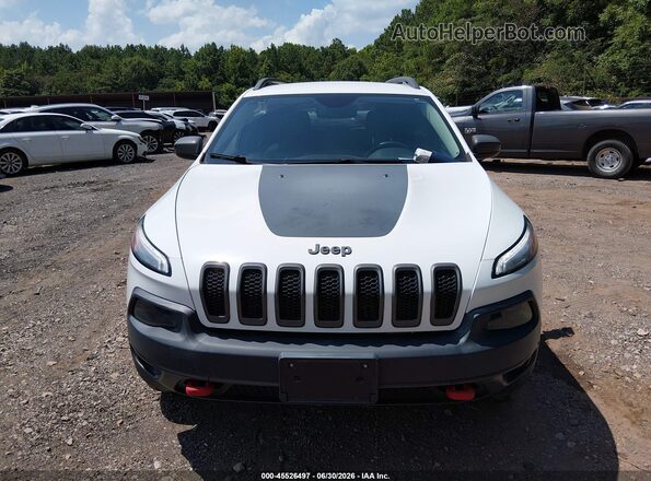 1C4PJMBBXHD239903 2017 JEEP CHEROKEE Белый Вид щитка приборов