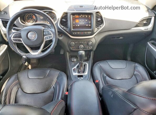 1C4PJMBS1HW649395 2017 JEEP CHEROKEE Gray Dashboard view