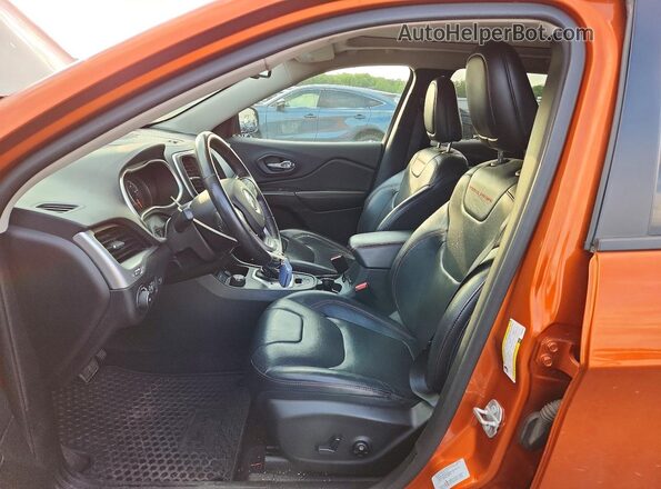 1C4PJMBS2GW268802 2016 JEEP CHEROKEE Orange Widok wnętrza z przodu