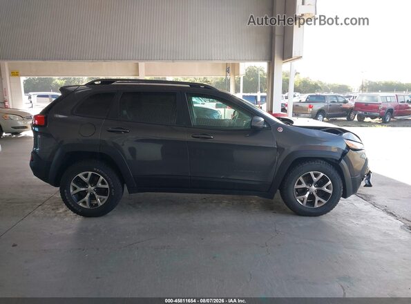 1C4PJMBS2HW582290 2017 JEEP CHEROKEE Gray Вид щитка приладів