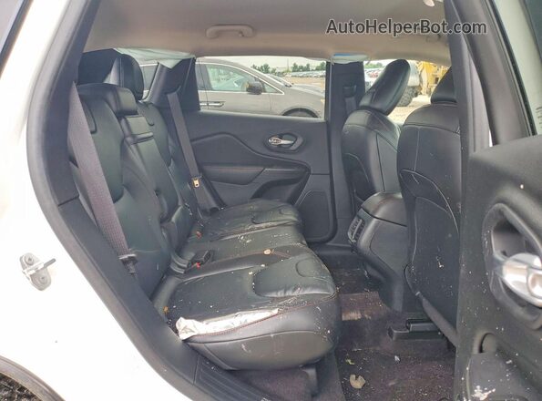 1C4PJMBS3GW334399 2016 JEEP CHEROKEE White Widok wnętrza z tyłu