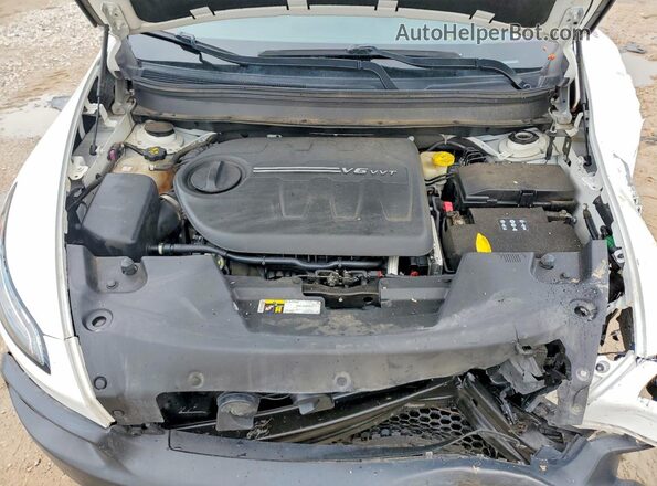 1C4PJMBS3GW334399 2016 JEEP CHEROKEE White Widok komory silnika