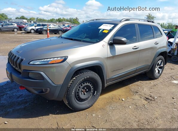 1C4PJMBS4HW515674 2017 JEEP CHEROKEE Green Передня ліва чверть