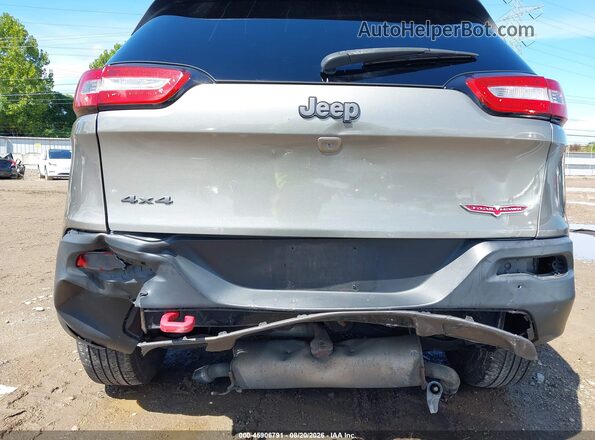 1C4PJMBS4HW515674 2017 JEEP CHEROKEE Green Вид спереду