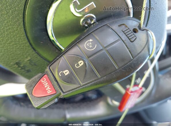 1C4PJMBS4HW515674 2017 JEEP CHEROKEE Green Вид панелі приладів
