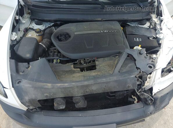 1C4PJMBS5HW530913 2017 JEEP CHEROKEE White Widok wnętrza z tyłu