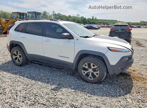 1C4PJMBS7HW505463 2017 JEEP CHEROKEE White Przód prawy