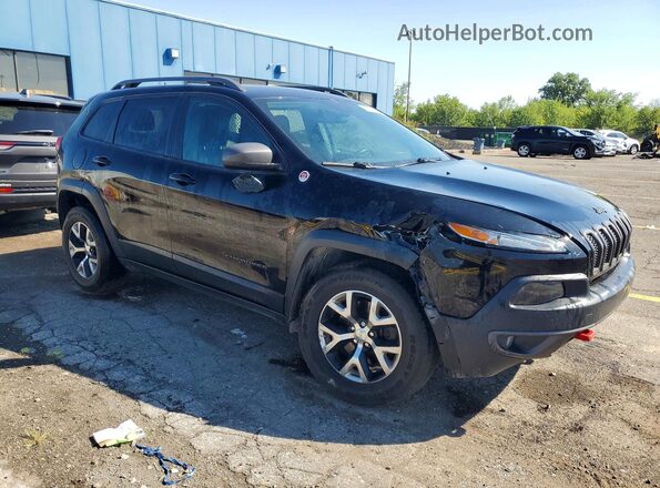 1C4PJMBS8HW556583 2017 JEEP CHEROKEE Black Front right