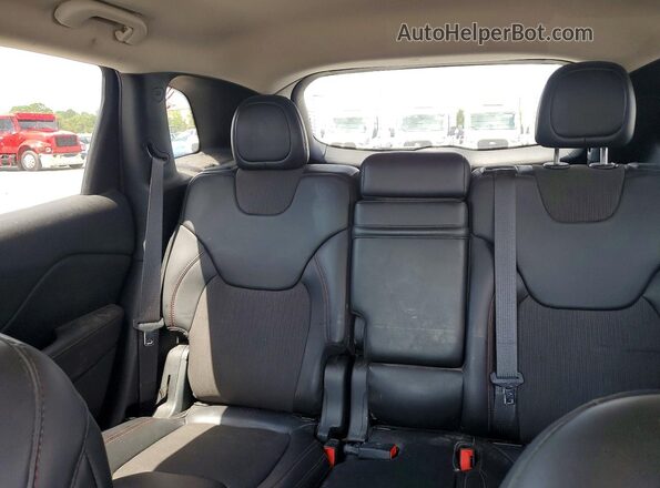 1C4PJMBS8HW589230 2017 JEEP CHEROKEE Черный Вид задних сидений