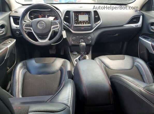 1C4PJMBS8HW589230 2017 JEEP CHEROKEE Черный Вид панели приборов