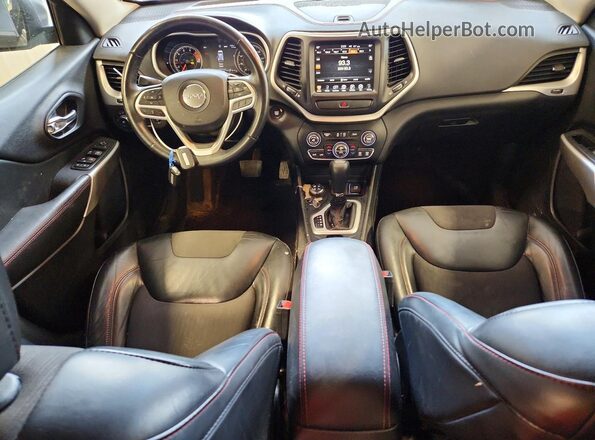 1C4PJMBSXHW601426 2017 JEEP CHEROKEE Black Widok deski rozdzielczej
