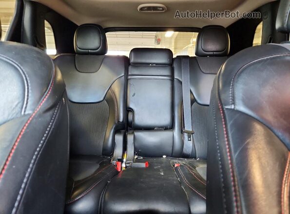 1C4PJMBSXHW601426 2017 JEEP CHEROKEE Black Widok tylnych siedzeń
