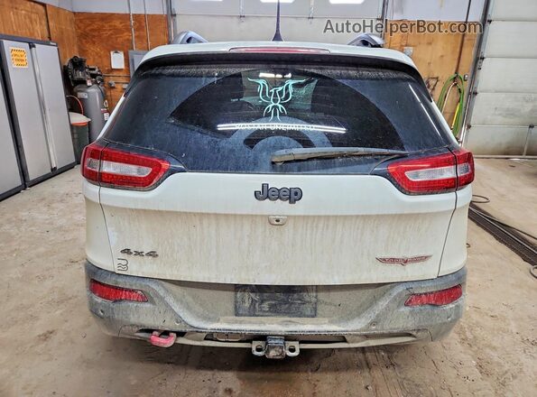 1C4PJMBX0JD570944 2018 JEEP CHEROKEE Белый Вид сзади