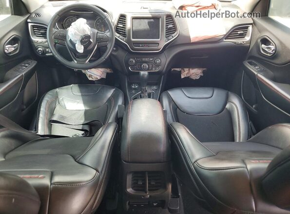1C4PJMBX1KD429995 2019 JEEP CHEROKEE White Dashboard view