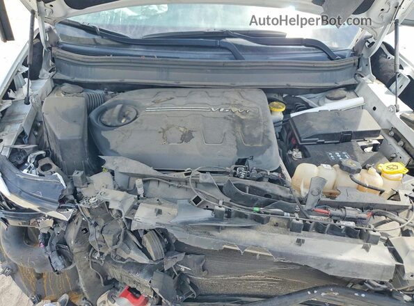 1C4PJMBX1KD429995 2019 JEEP CHEROKEE White Engine compartment view