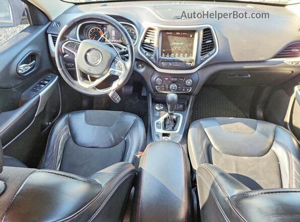1C4PJMBX3JD546301 2018 JEEP CHEROKEE Black Dashboard view