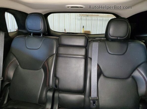 1C4PJMBX3JD550798 2018 JEEP CHEROKEE Blue Հետևի նստատեղերի տեսք