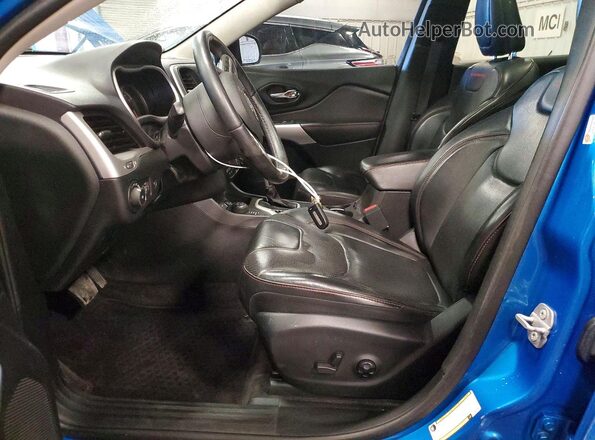 1C4PJMBX3JD550798 2018 JEEP CHEROKEE Blue Սալոնի դիմացի տեսք