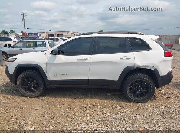 1C4PJMBX5JD603999 2018 JEEP CHEROKEE White Սալոնի 360 աստիճան տեսք