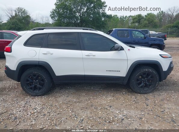 1C4PJMBX5JD603999 2018 JEEP CHEROKEE White Սալոնի հետևի տեսք