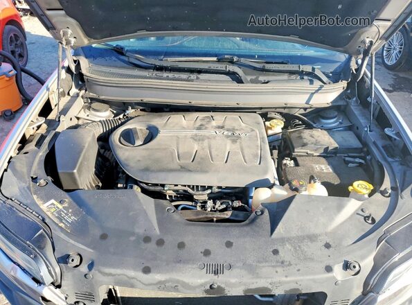 1C4PJMBX7KD189335 2019 JEEP CHEROKEE Silver Widok komory silnika