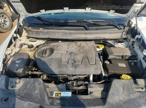 1C4PJMBX8JD521118 2018 JEEP CHEROKEE Белый Вид подкапотного пространства