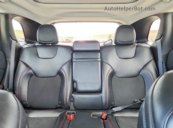 1C4PJMBX9KD252242 2019 JEEP CHEROKEE White Հետևի նստատեղերի տեսք