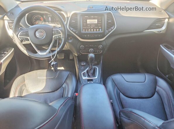 1C4PJMBXXJD592921 2018 JEEP CHEROKEE Charcoal Dashboard view