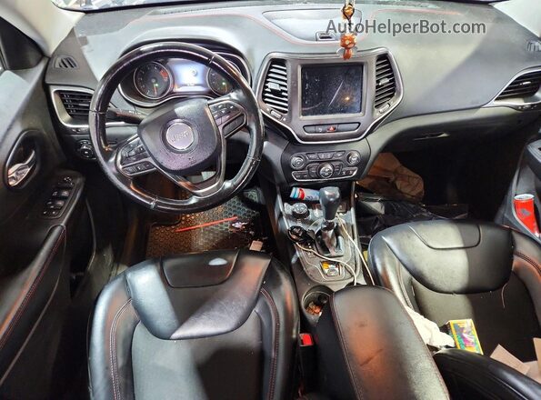 1C4PJMBXXKD137293 2019 JEEP CHEROKEE Black Dashboard view