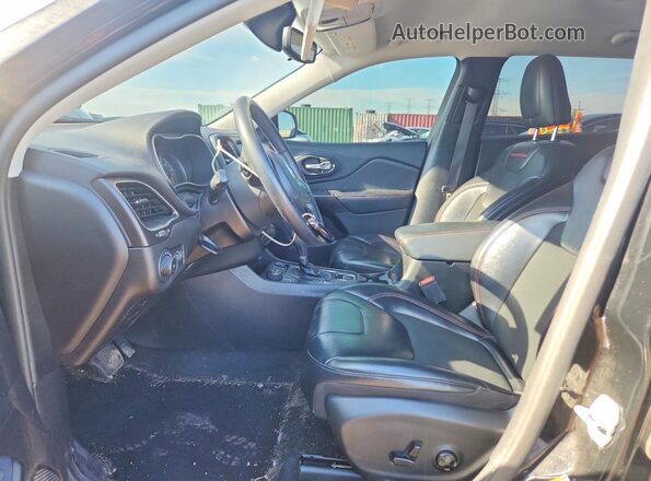 1C4PJMBXXLD643708 2020 JEEP CHEROKEE Black Widok wnętrza z przodu