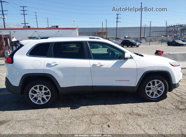 1C4PJMCB0JD528566 2018 JEEP CHEROKEE White 