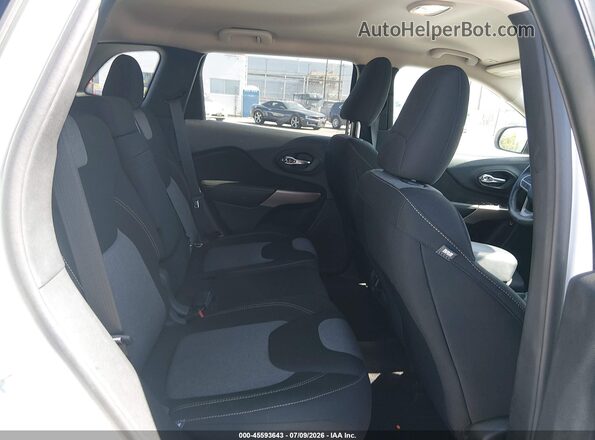 1C4PJMCB0JD528566 2018 JEEP CHEROKEE White Вид наклейки з VIN-кодом
