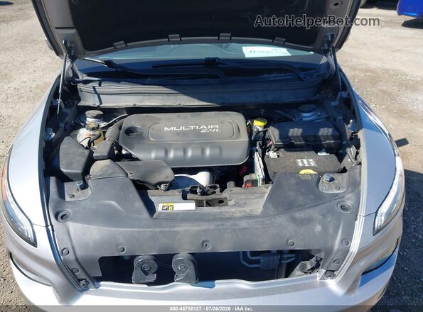 1C4PJMCB0JD528602 2018 JEEP CHEROKEE Silver Вид ззаду