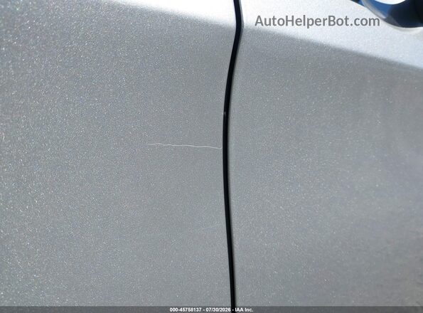 1C4PJMCB0JD528602 2018 JEEP CHEROKEE Silver Вид спереду