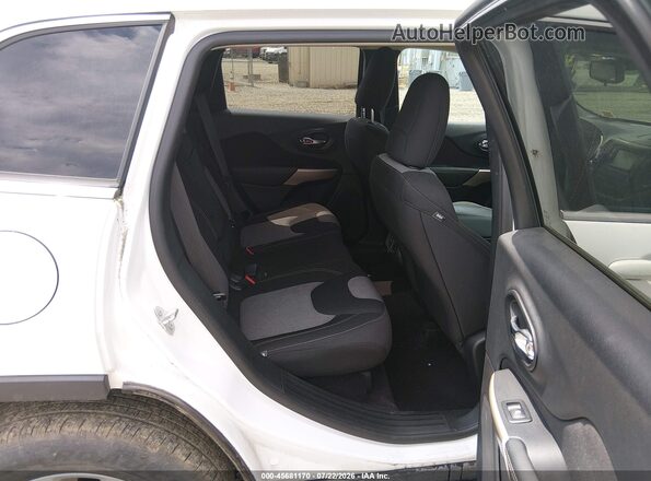 1C4PJMCB0JD528650 2018 JEEP CHEROKEE White VIN կոդի պիտակի տեսք