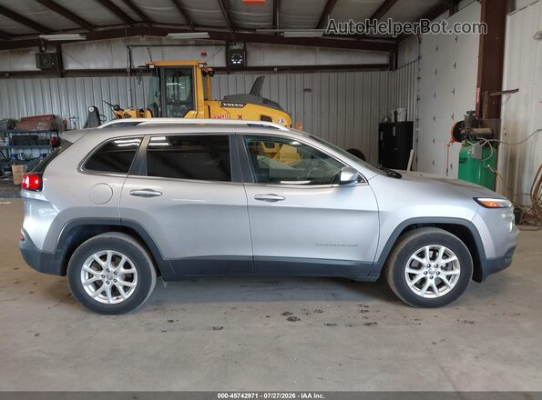 1C4PJMCB0JD531886 2018 JEEP CHEROKEE Gray Widok wnętrza 360 stopni