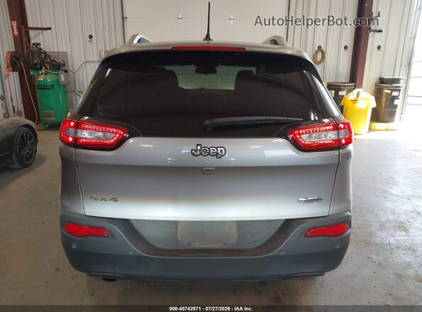 1C4PJMCB0JD531886 2018 JEEP CHEROKEE Gray 