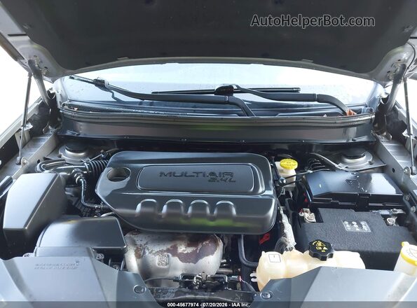 1C4PJMCB0KD412589 2019 JEEP CHEROKEE Серебряный Вид сзади
