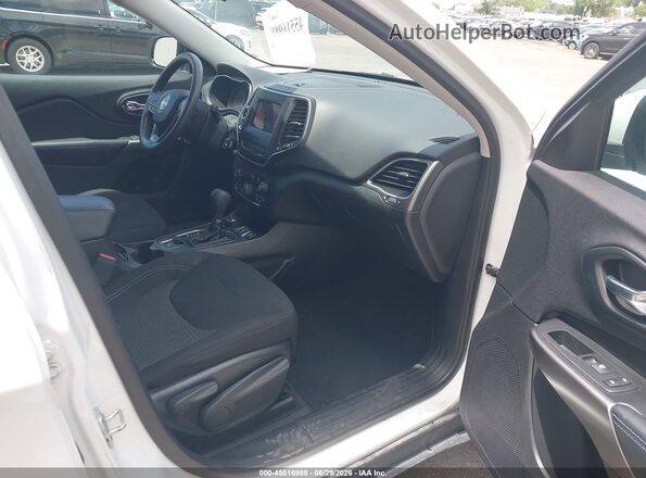 1C4PJMCB0KD423866 2019 JEEP CHEROKEE White წინა სალონის ხედი