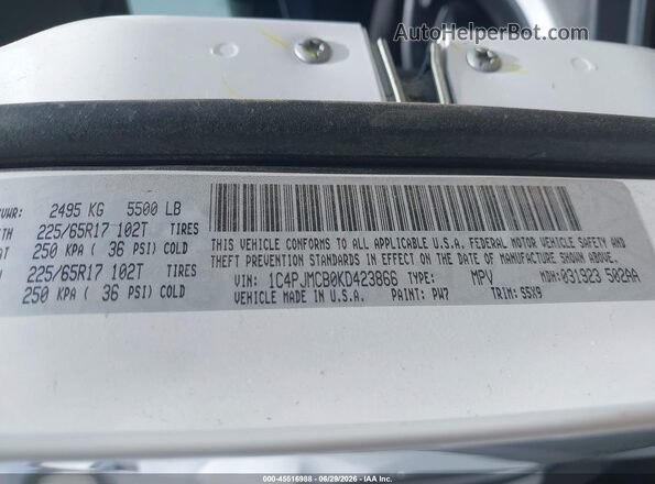1C4PJMCB0KD423866 2019 JEEP CHEROKEE White ძრავის განყოფილების ხედი