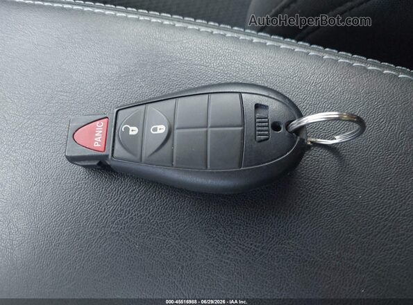 1C4PJMCB0KD423866 2019 JEEP CHEROKEE White წინა პანელის ხედი
