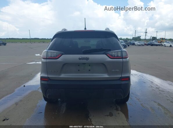 1C4PJMCB0KD440389 2019 JEEP CHEROKEE Silver 