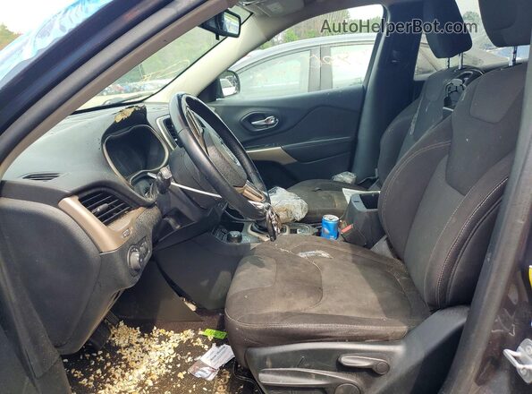 1C4PJMCB1HW609025 2017 JEEP CHEROKEE Gray Front interior view