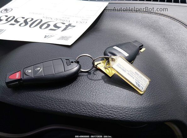 1C4PJMCB2JD528455 2018 JEEP CHEROKEE Silver Вид панелі приладів
