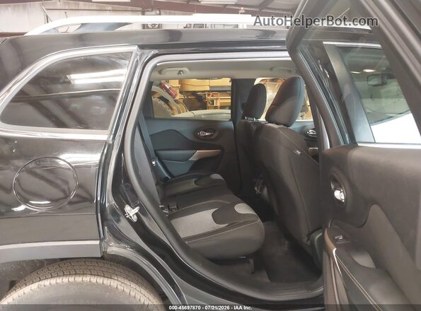 1C4PJMCB2JD528522 2018 JEEP CHEROKEE Черный Вид наклейки с VIN-кодом