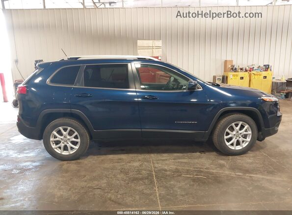 1C4PJMCB2JD531887 2018 JEEP CHEROKEE Blue Вид задньої частини салону