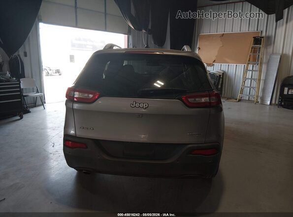 1C4PJMCB2JD559284 2018 JEEP CHEROKEE Gray 