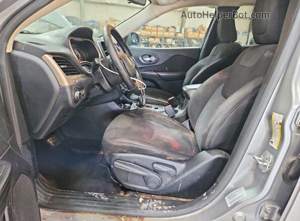 1C4PJMCB3GW259511 2016 JEEP CHEROKEE Gray Front view