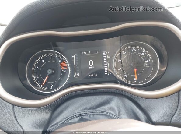 1C4PJMCB3JD528657 2018 JEEP CHEROKEE Белый Вид задних сидений
